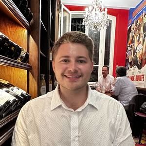 Meet your Posher, Alex